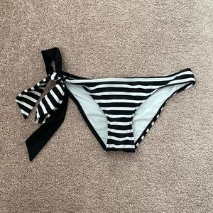 Roxy swim bottoms with side tie